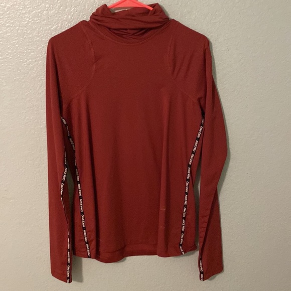 never worn - Picture 2 of 2